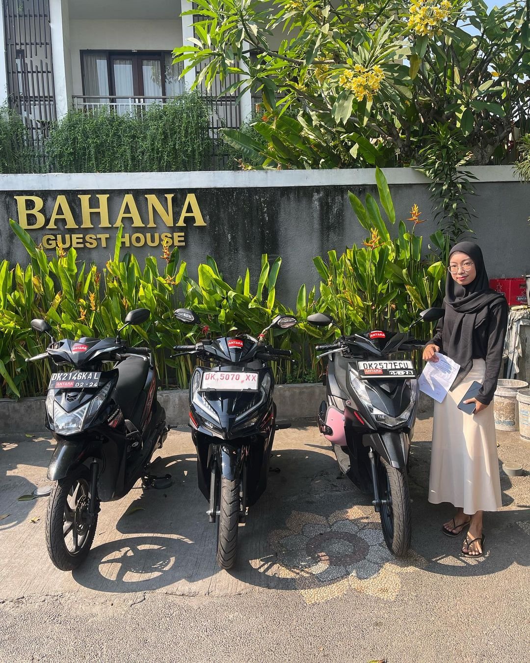 testimoni sewa motor di antara rental, Kuta, menawarkan berbagai pengalaman sewa motor di Kuta.