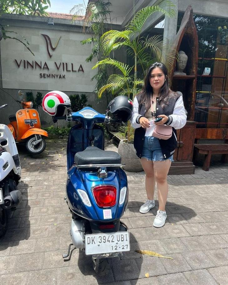 Galeri antara, rental motor di Kuta, menawarkan berbagai pengalaman sewa motor di Kuta.