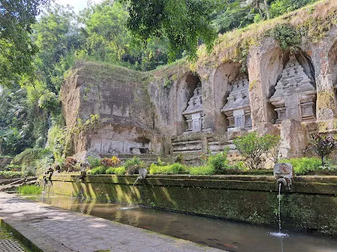 Pura Gunung Kawi sebagai Tempat Wisata Gratis di Bali dengan nuansa budaya dan sejarah